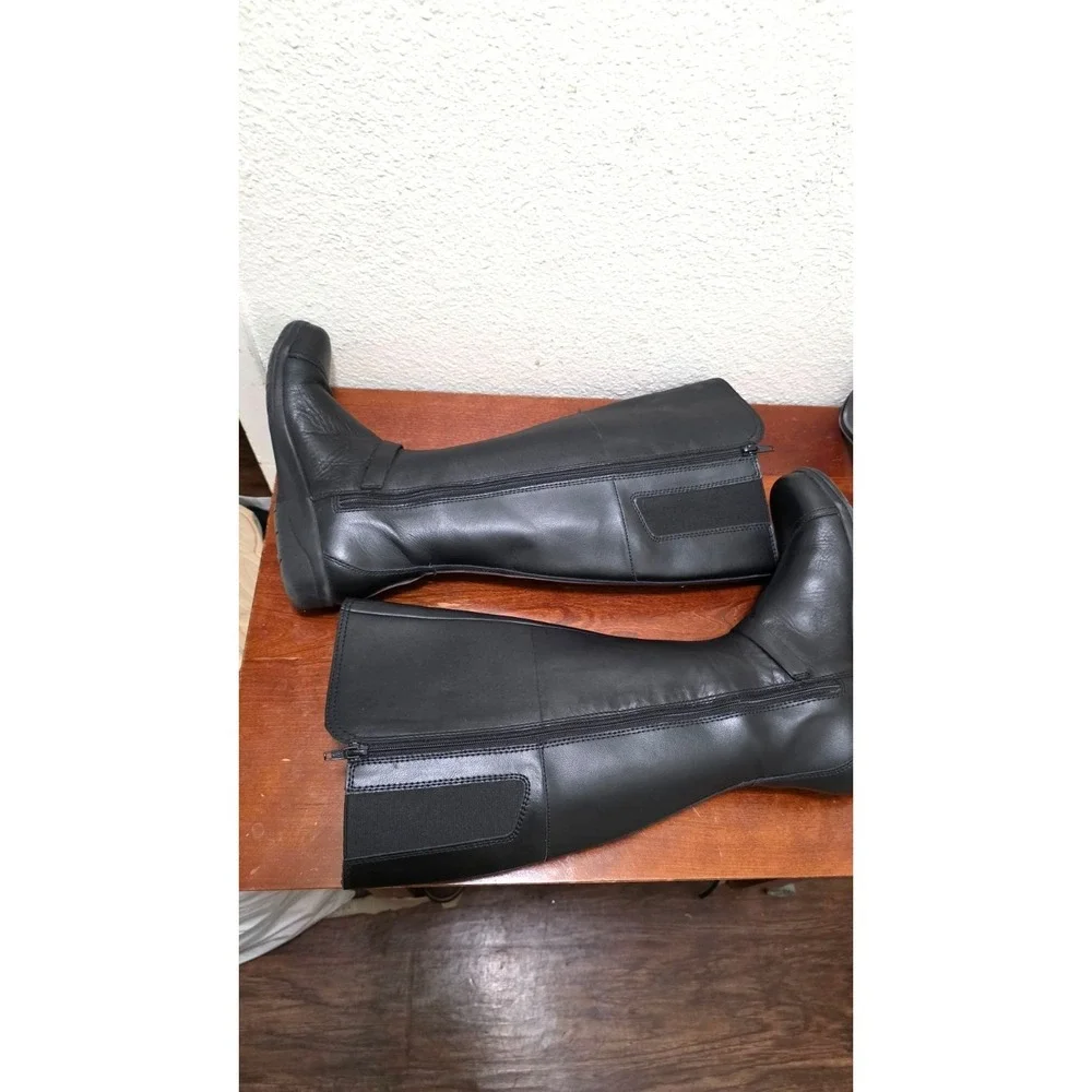 Clarks Black Knee-High Riding Boots Side Buckle Strap Zipper Closure Size 7.5